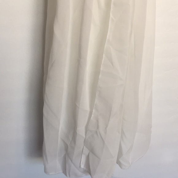 ELEGANT SEXY EMBROIDERED ROMPER SIZE LARGE 12US - Picture 7 of 7